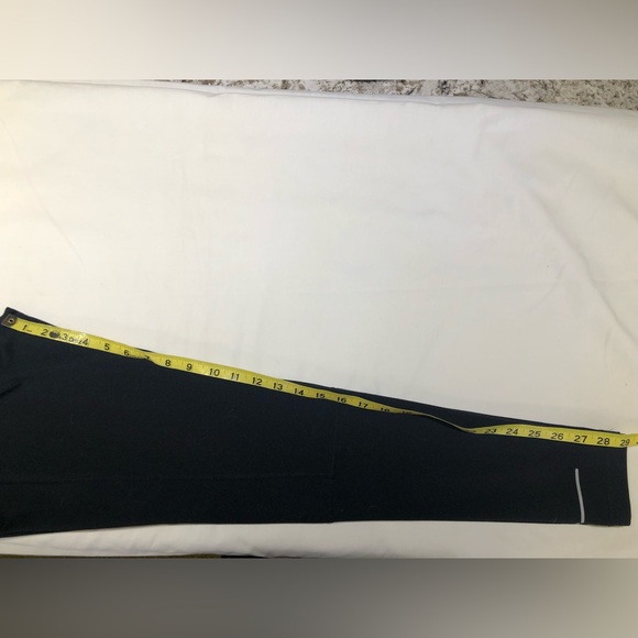 Mountain Hardware black leisure athletic leggings size small - Picture 6 of 6